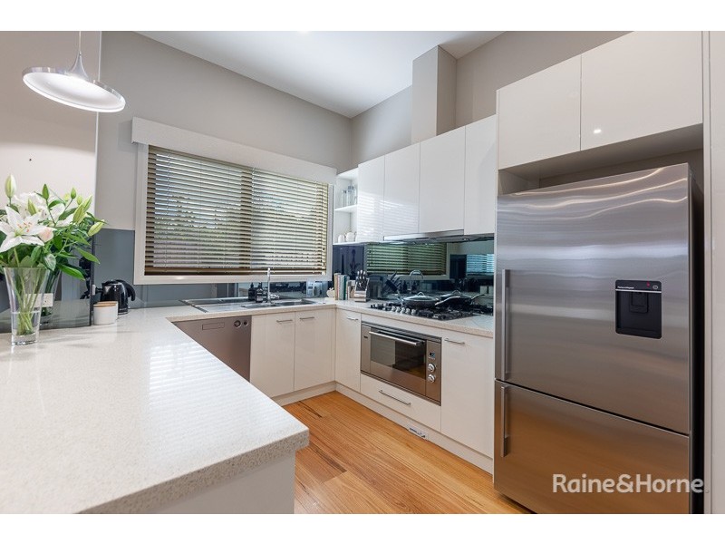 3/36 Vaughan Street, Sunbury VIC 3429