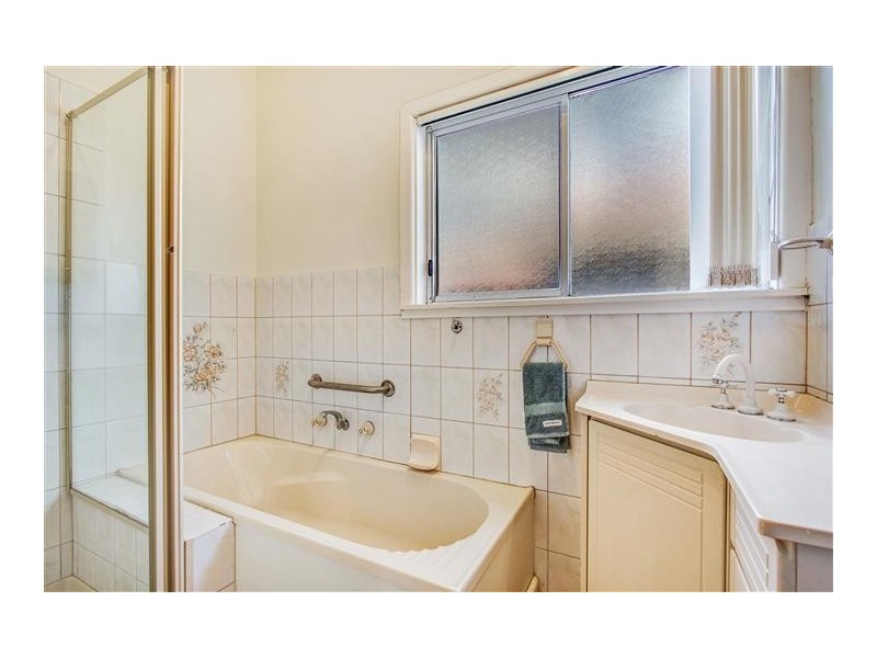 52 Muriel Street, Niddrie VIC 3042