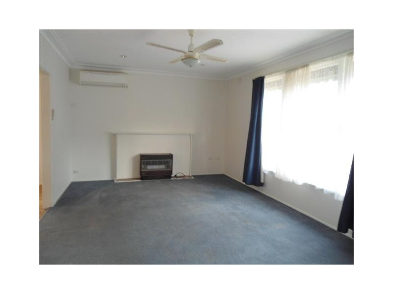 327 Elizabeth Drive, Sunbury VIC 3429