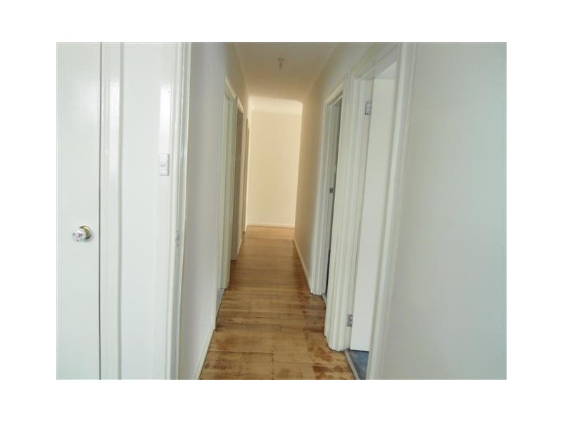 327 Elizabeth Drive, Sunbury VIC 3429