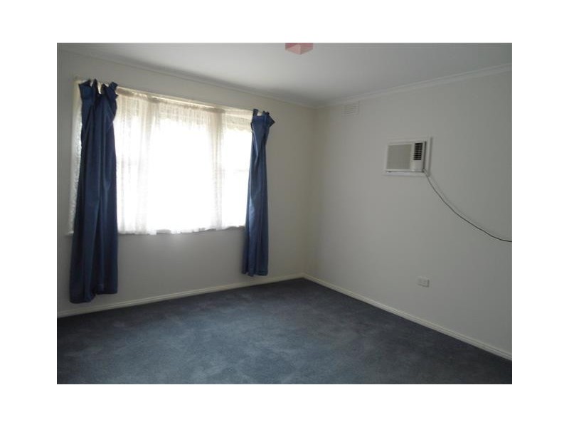 327 Elizabeth Drive, Sunbury VIC 3429