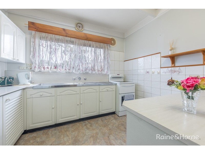 13 Buckmaster Street, Sunbury VIC 3429