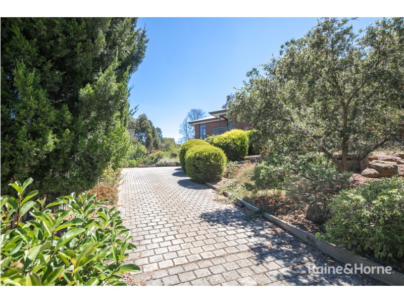 4 Slim Court, Sunbury VIC 3429