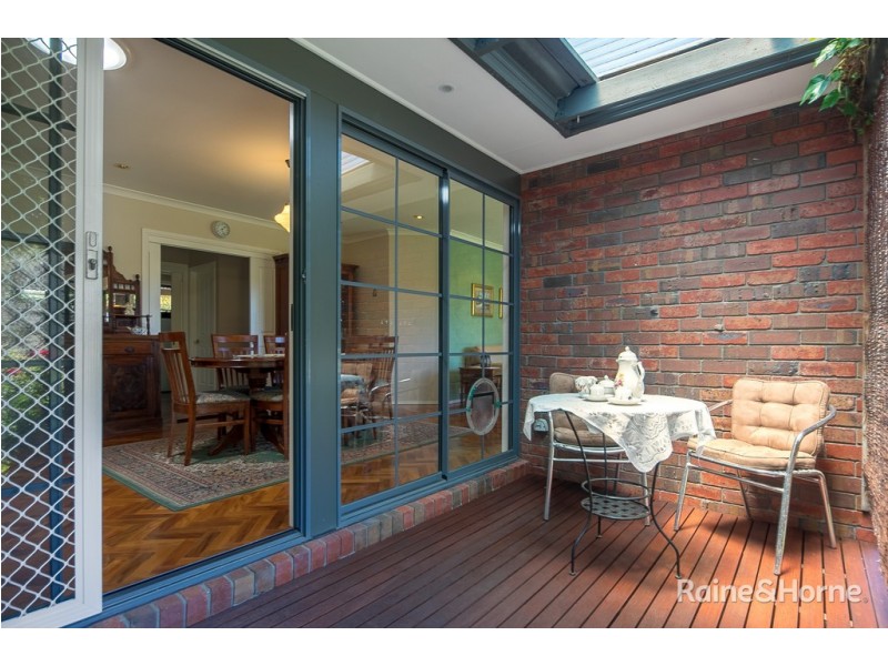 4 Slim Court, Sunbury VIC 3429