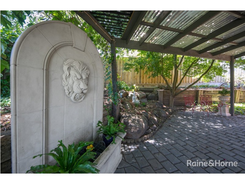 4 Slim Court, Sunbury VIC 3429