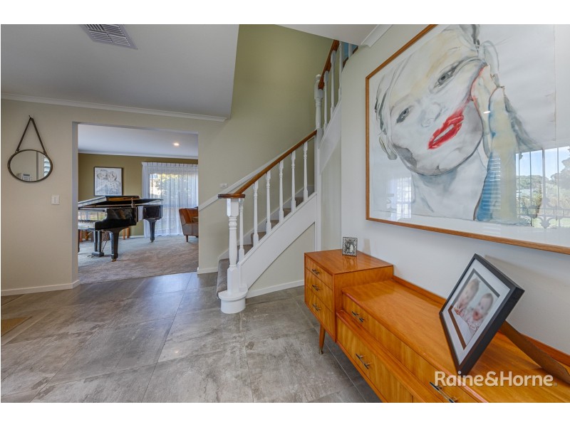 13 Tennyson Court, Sunbury VIC 3429