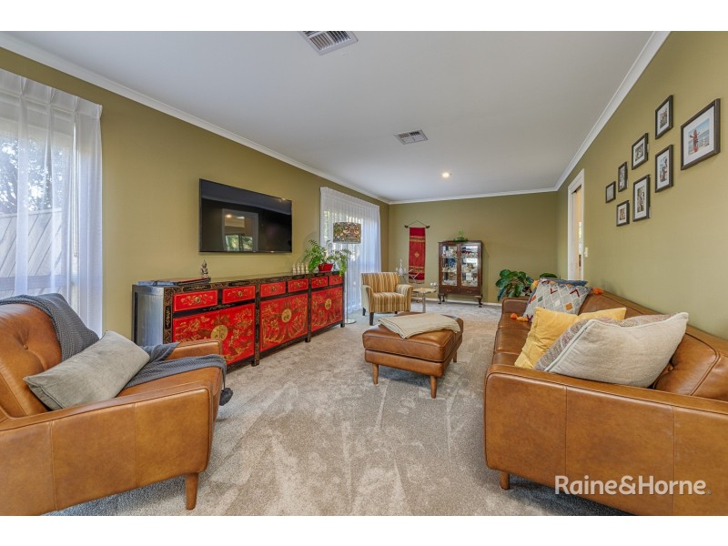 13 Tennyson Court, Sunbury VIC 3429