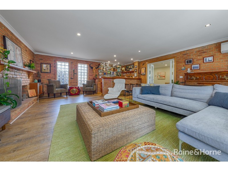 13 Tennyson Court, Sunbury VIC 3429