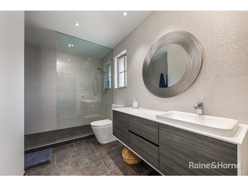 13 Tennyson Court, Sunbury VIC 3429