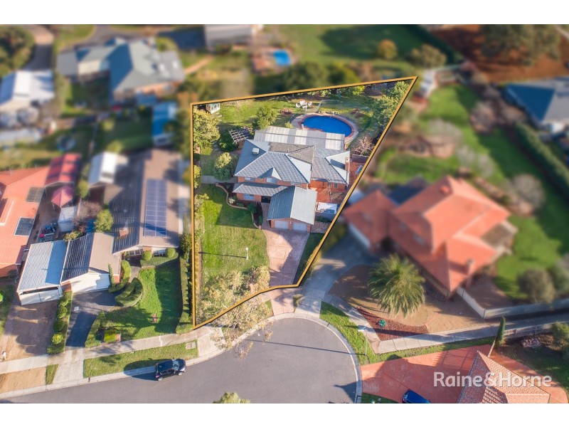 13 Tennyson Court, Sunbury VIC 3429