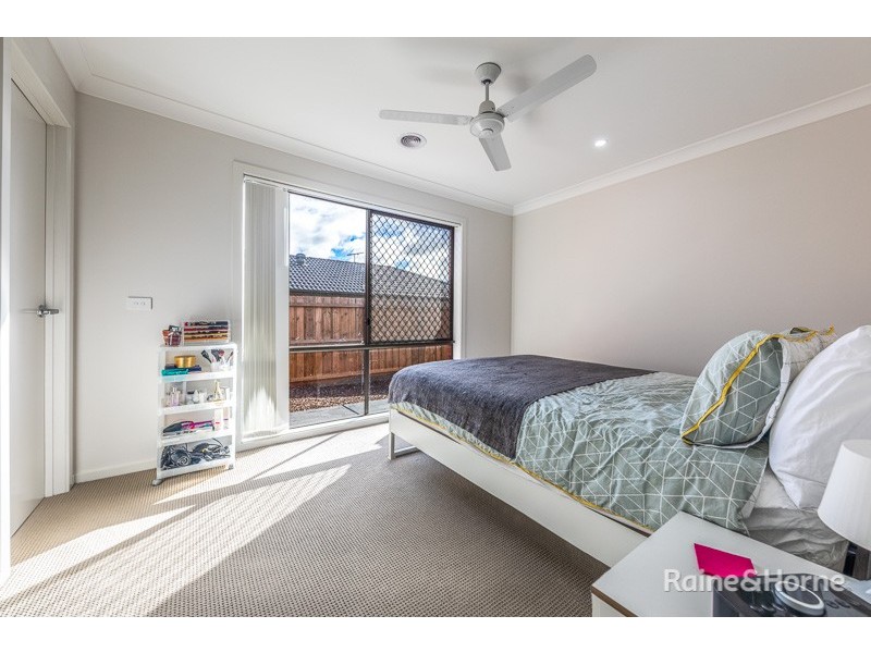 16 Gosse Crescent, Brookfield VIC 3338