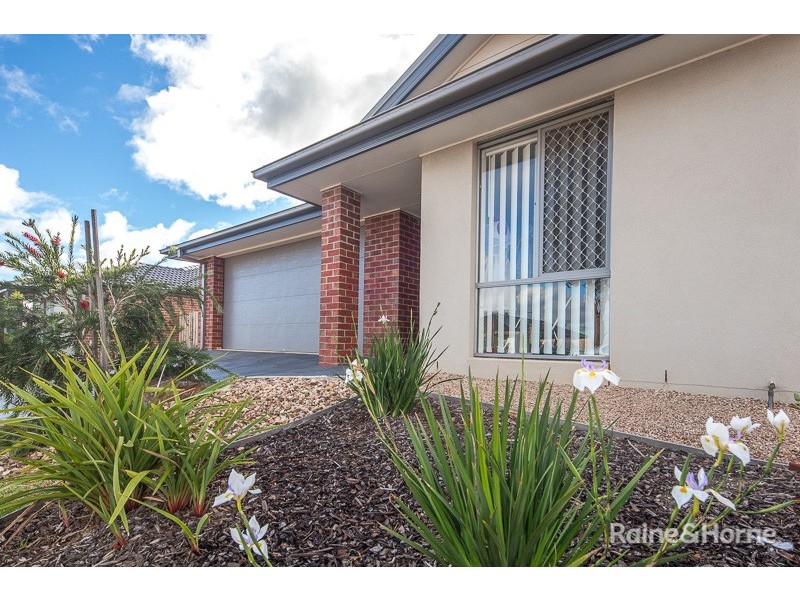 16 Gosse Crescent, Brookfield VIC 3338
