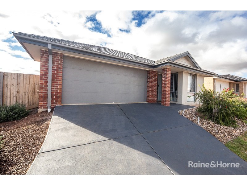 16 Gosse Crescent, Brookfield VIC 3338