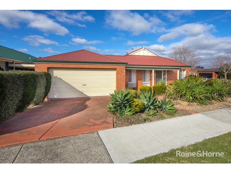 75 Cover drive, Sunbury VIC 3429