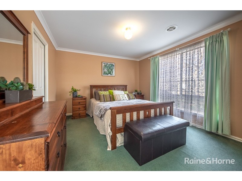 75 Cover drive, Sunbury VIC 3429
