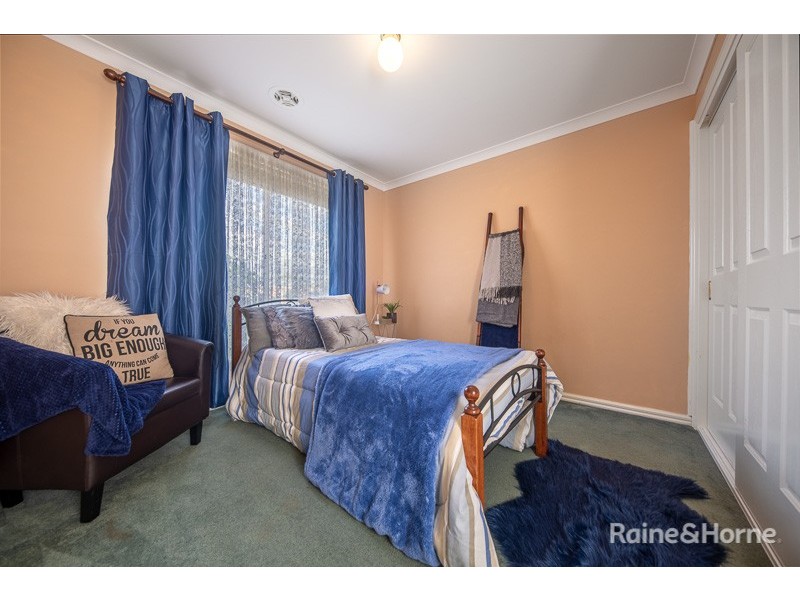 75 Cover drive, Sunbury VIC 3429