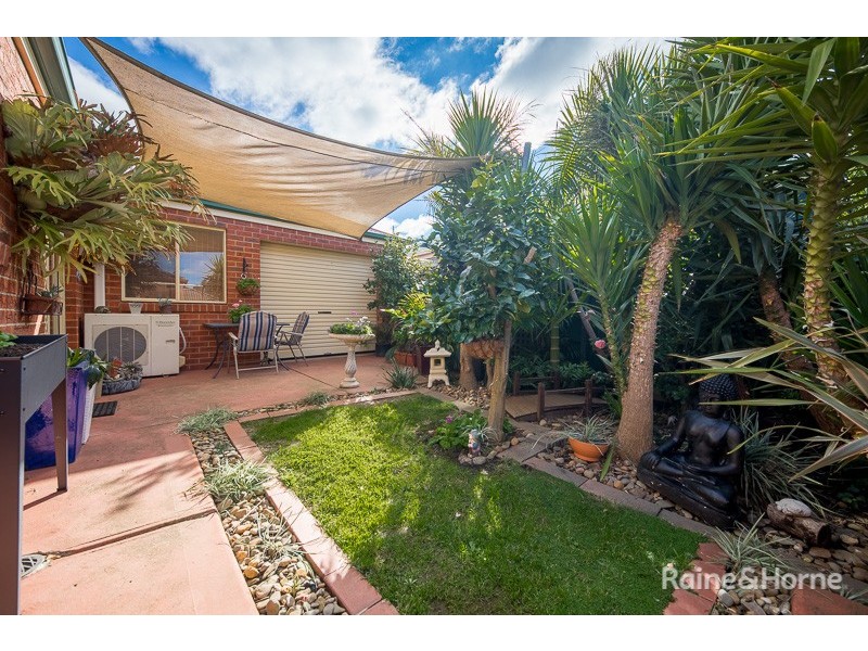 75 Cover drive, Sunbury VIC 3429