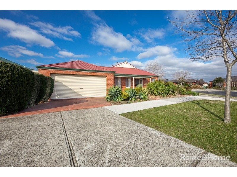 75 Cover drive, Sunbury VIC 3429