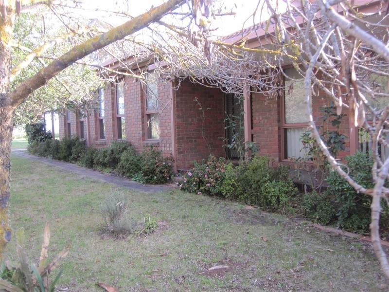 10 BUCKLEY ROAD, Diggers Rest VIC 3427