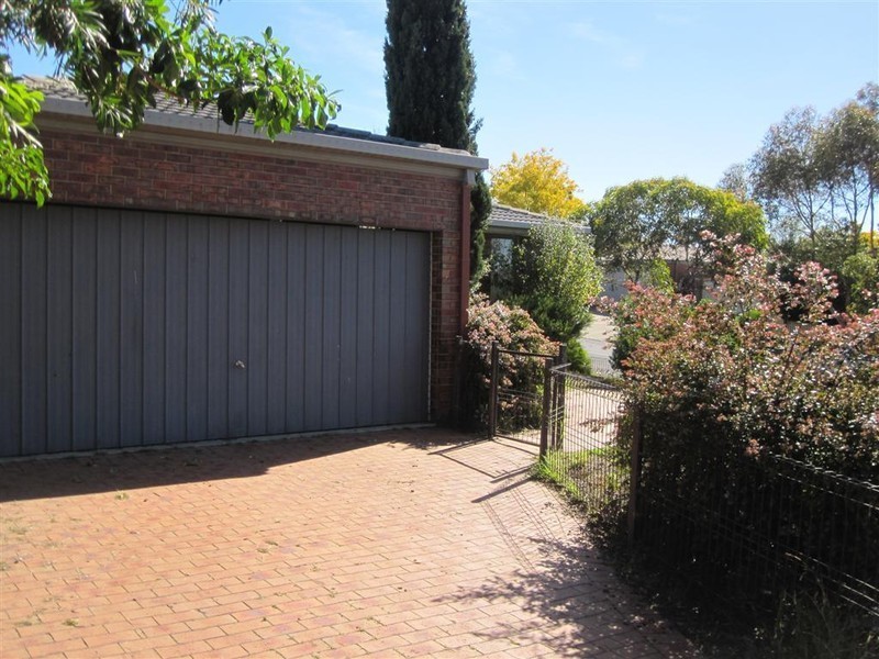 6  PHILLIP DRIVE, Sunbury VIC 3429