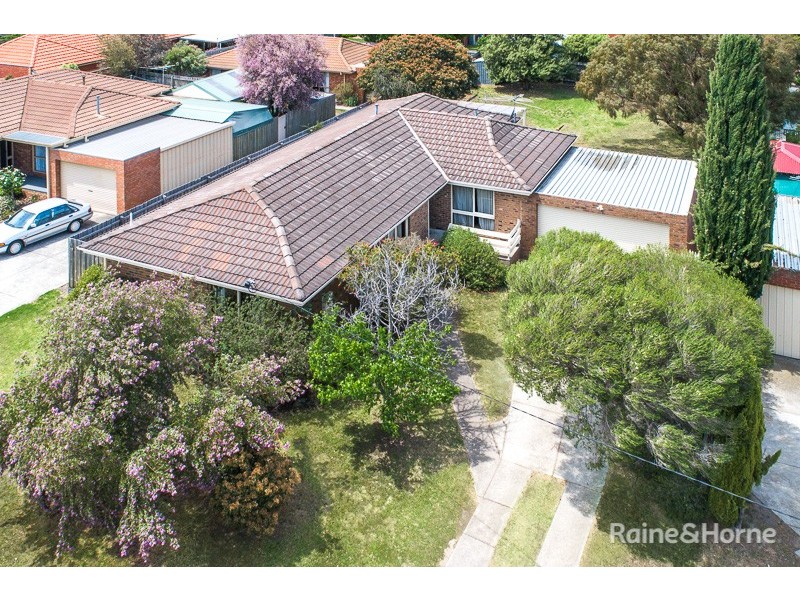 49 Darbyshire Street, Sunbury VIC 3429