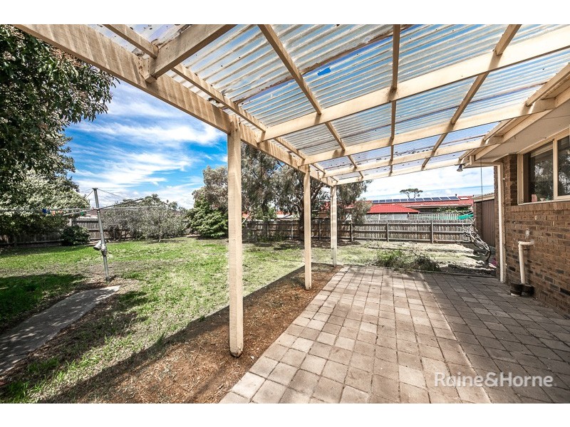 49 Darbyshire Street, Sunbury VIC 3429