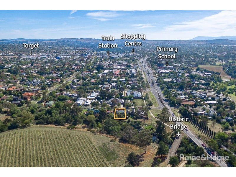 27 Powlett Street, Sunbury VIC 3429