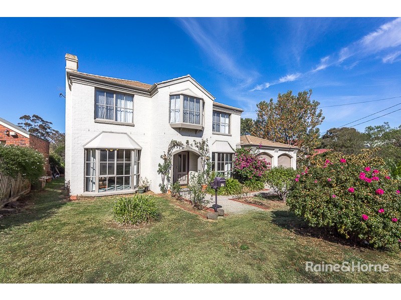 27 Powlett Street, Sunbury VIC 3429