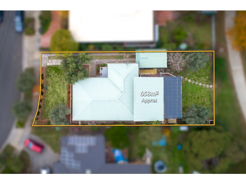 4 O’Malley Court, Sunbury VIC 3429