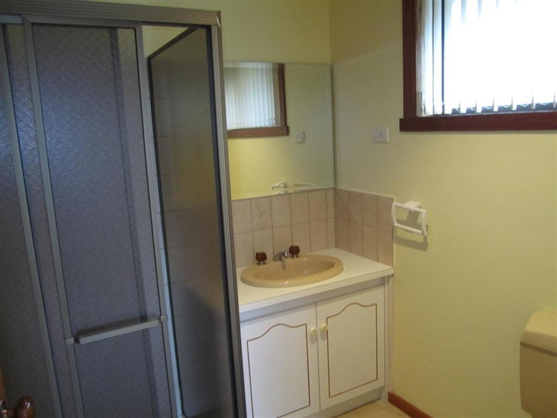 96  MITCHELL CRESCENT WEST, Meadow Heights VIC 3048