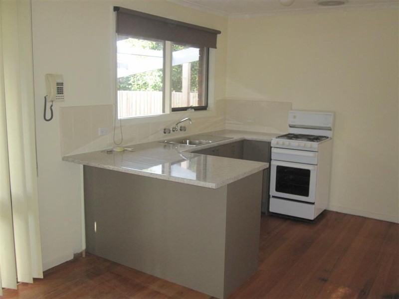 68 KEITH AVENUE, Sunbury VIC 3429
