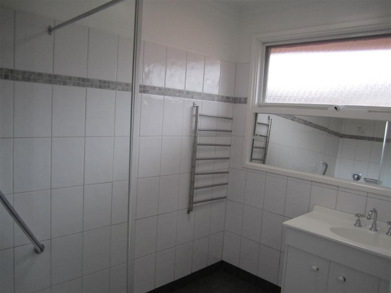 4 COLOUR ROAD, Diggers Rest VIC 3427