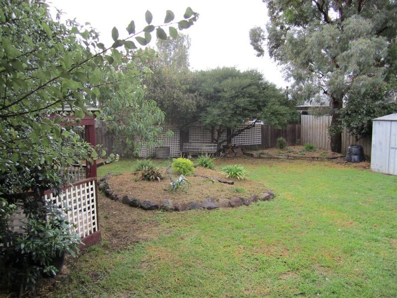 4 COLOUR ROAD, Diggers Rest VIC 3427