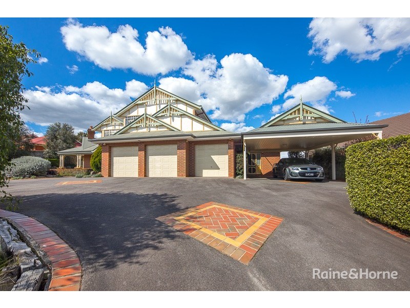 98 Yellowgum Boulevard, Sunbury VIC 3429