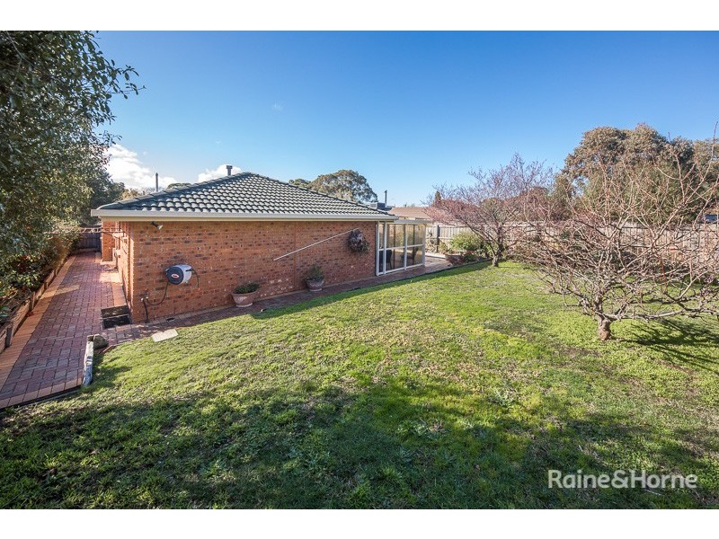101 Stewarts Lane, Sunbury VIC 3429