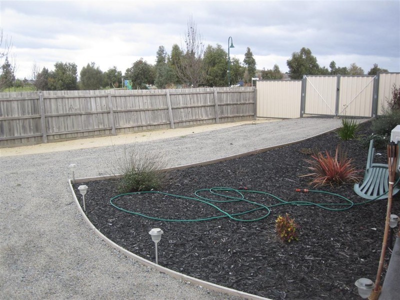 2 MASSIE CIRCUIT, Sunbury VIC 3429