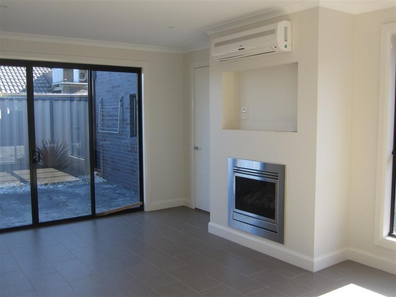 1/160 BIGGS STREET, St Albans VIC 3021