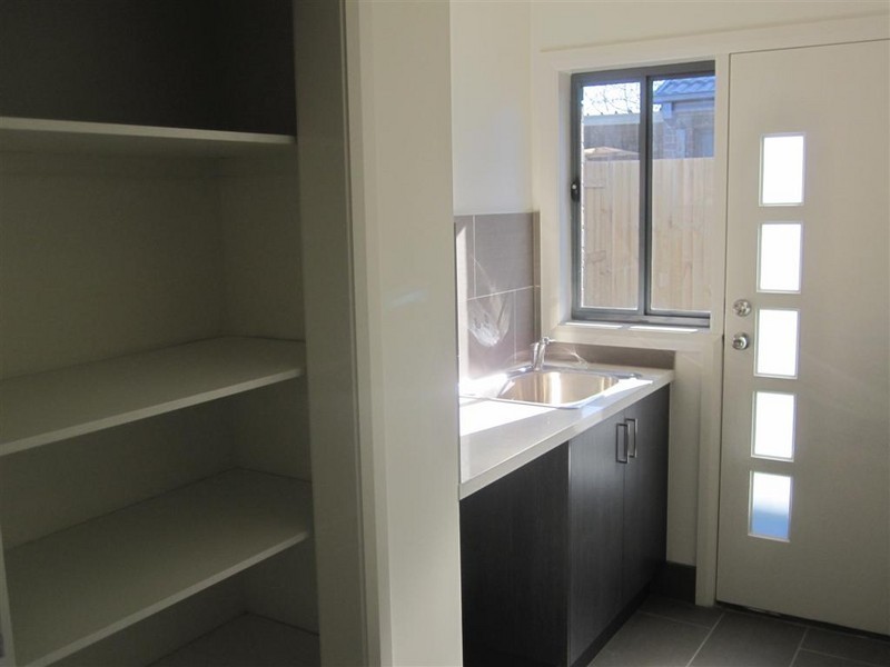 3/160  BIGGS STREET, St Albans VIC 3021