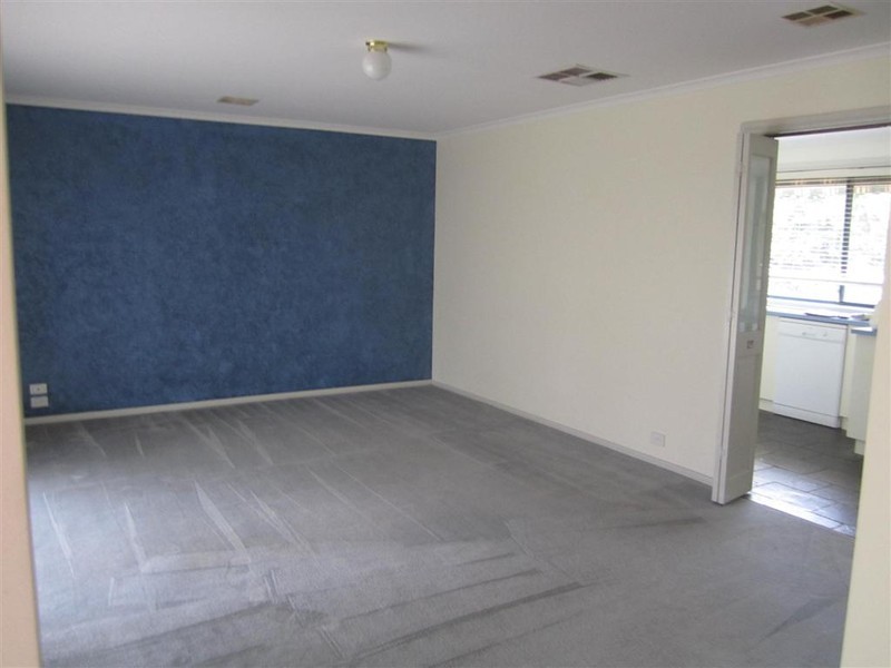 48 REGHON DRIVE, Sunbury VIC 3429