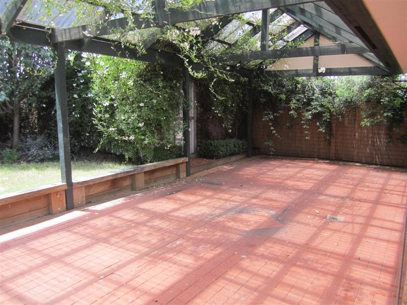 48 REGHON DRIVE, Sunbury VIC 3429