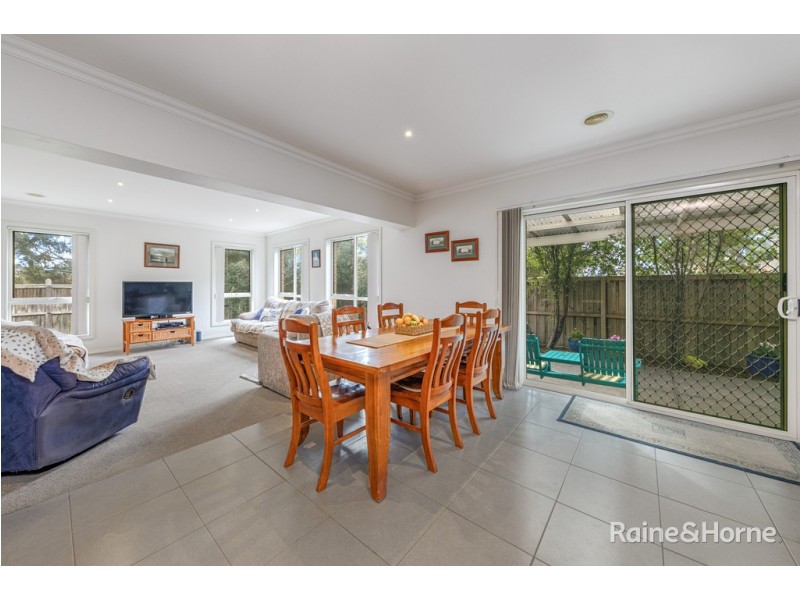 4 Sassafras Drive, Sunbury VIC 3429