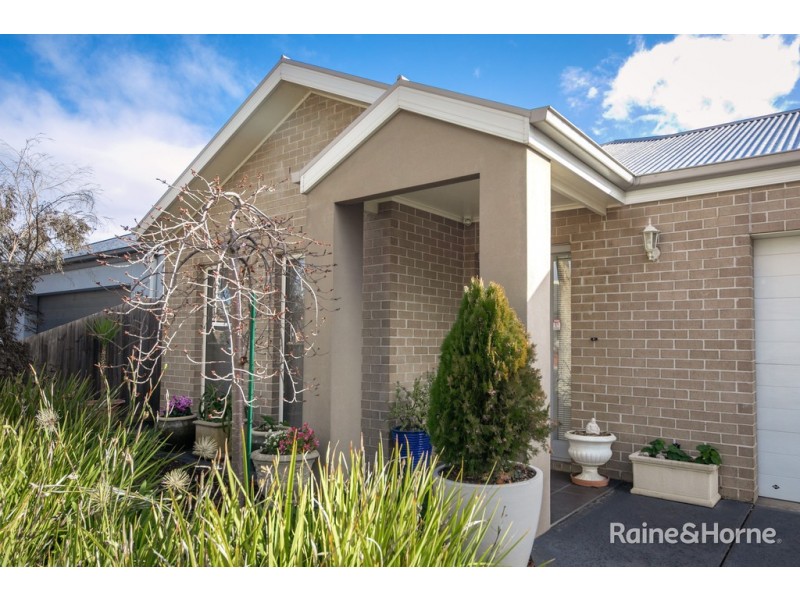 4 Sassafras Drive, Sunbury VIC 3429