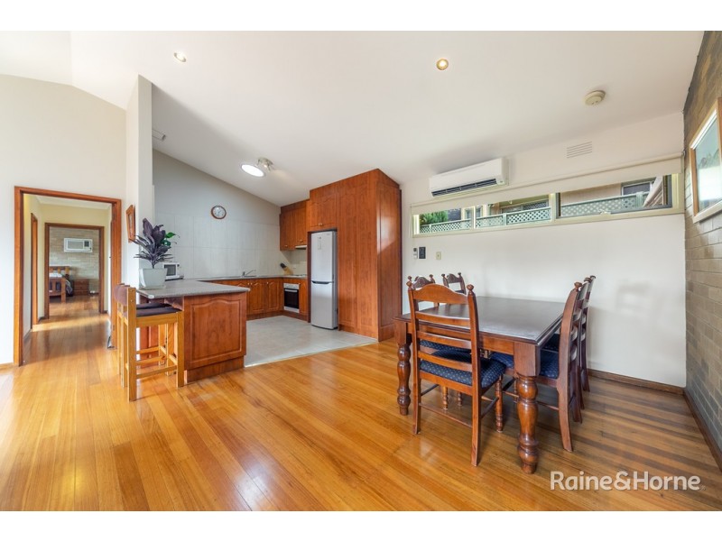 33 Vaughan Street, Sunbury VIC 3429