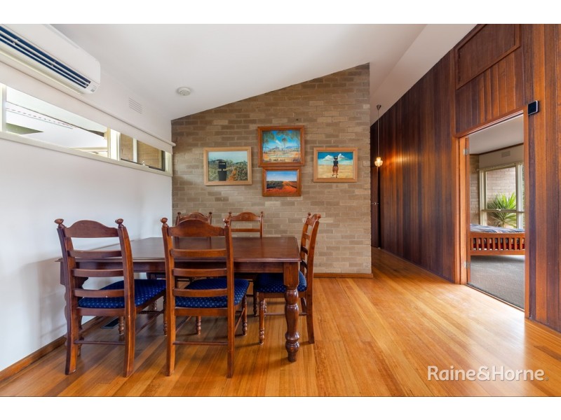 33 Vaughan Street, Sunbury VIC 3429