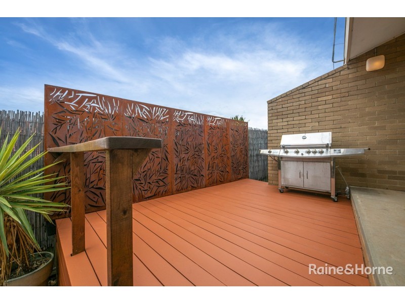 33 Vaughan Street, Sunbury VIC 3429