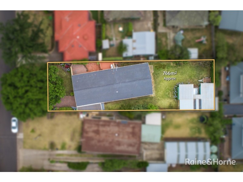 33 Vaughan Street, Sunbury VIC 3429