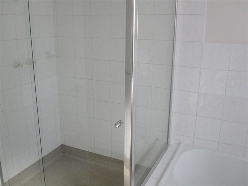 26 OAKWOOD ROAD, St Albans VIC 3021