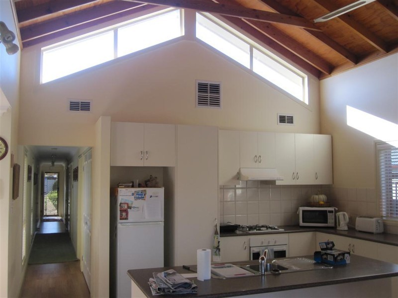 37B MILLER STREET, Sunbury VIC 3429