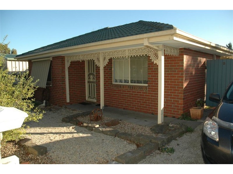 29  LA PEROUSE DRIVE, Sunbury VIC 3429