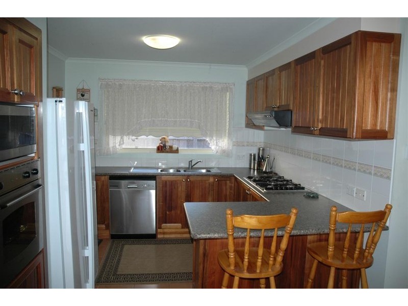 29  LA PEROUSE DRIVE, Sunbury VIC 3429